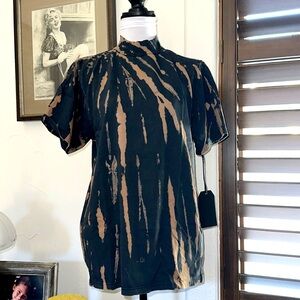Les Tien NWT Mock Neck TieDye Black/Brown Tee • SMALL • MSRP
$95